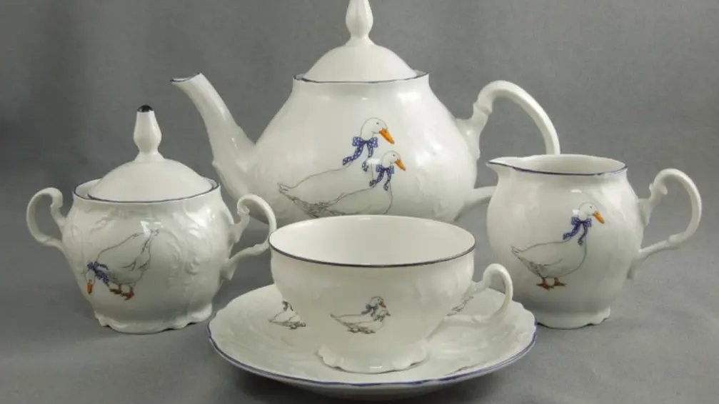 Ідеї подарунків з Чехії: чому фарфор Thun — найкращий вибір